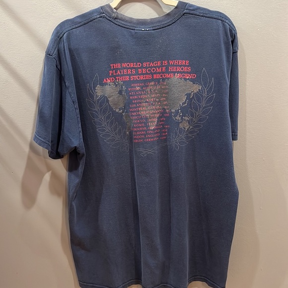 Vintage USA Basketball T-Shirt Size Large - Picture 2 of 3